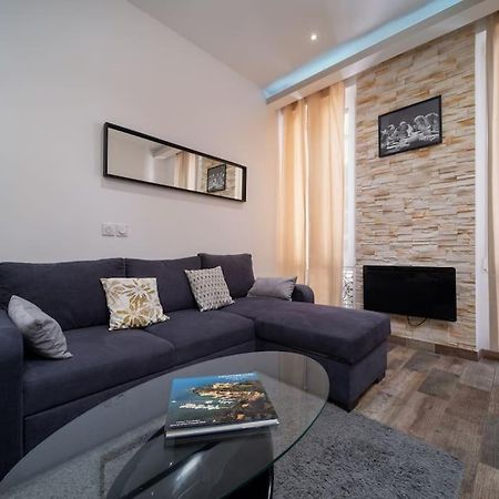 Appartement Tout Equipe 2 A 4 Couchages Au Coeur Du Vieux Port Marseille Exterior photo
