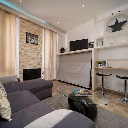 Appartement Tout Equipe 2 A 4 Couchages Au Coeur Du Vieux Port Marseille Exterior photo