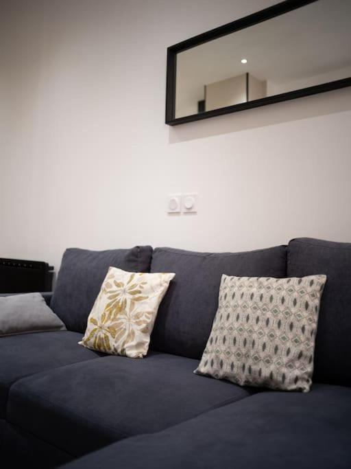 Appartement Tout Equipe 2 A 4 Couchages Au Coeur Du Vieux Port Marseille Exterior photo
